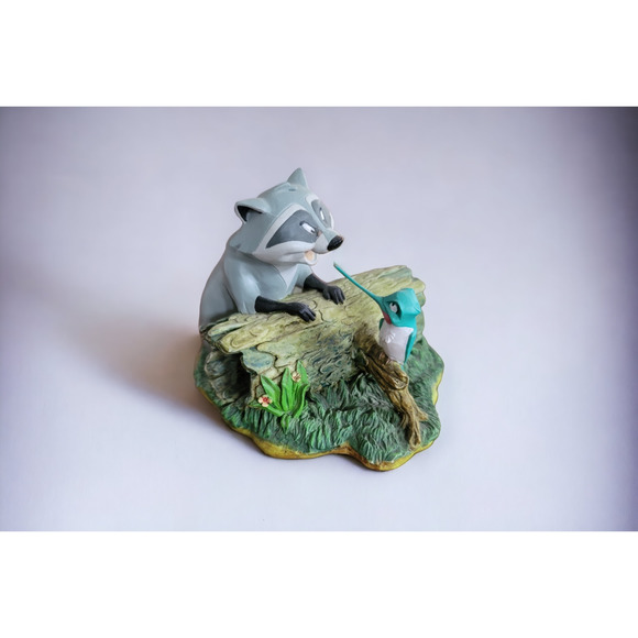 Disney Pocahontas Meeko & Flint Figurine ~ 1995 ~ Mint Condition ~ No Box! - Picture 2 of 7